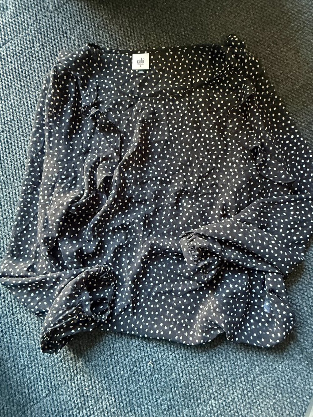 CABi Lot - 3 Tops & 1 Dress Medium & large